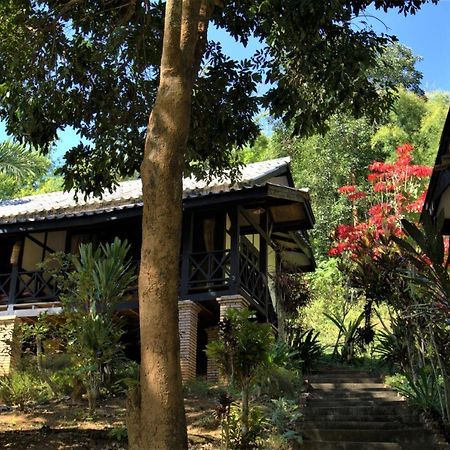 Hillside - Nature Lifestyle Lodge Luang Prabang Exterior photo